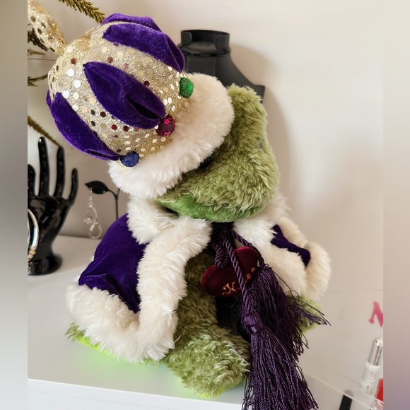 8" Green Frog Prince In Crown Kiss Me Beanbag Stuffed Plush Toy Animal - Picture 3 of 10